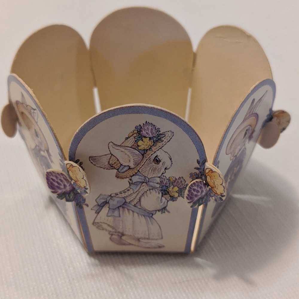 Vintage Die Cut Gift Box Egg Basket 1990 Egg Stand Treat Cup Kathy Lawrence
